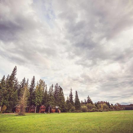 Hidden Acres Farm And Treehouse Resort Terrace Exterior foto